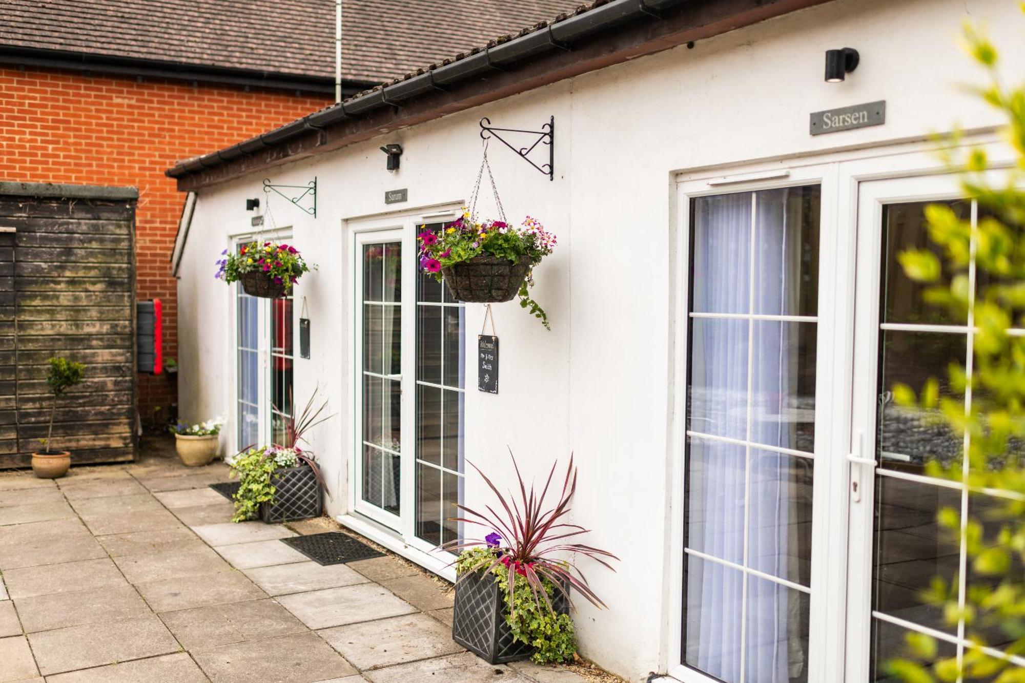 Bed and Breakfast Stonehenge Courtyard à Amesbury Extérieur photo